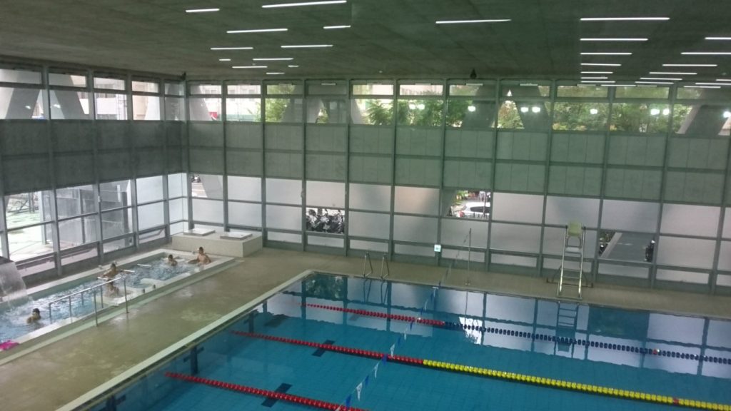 成功大学プール